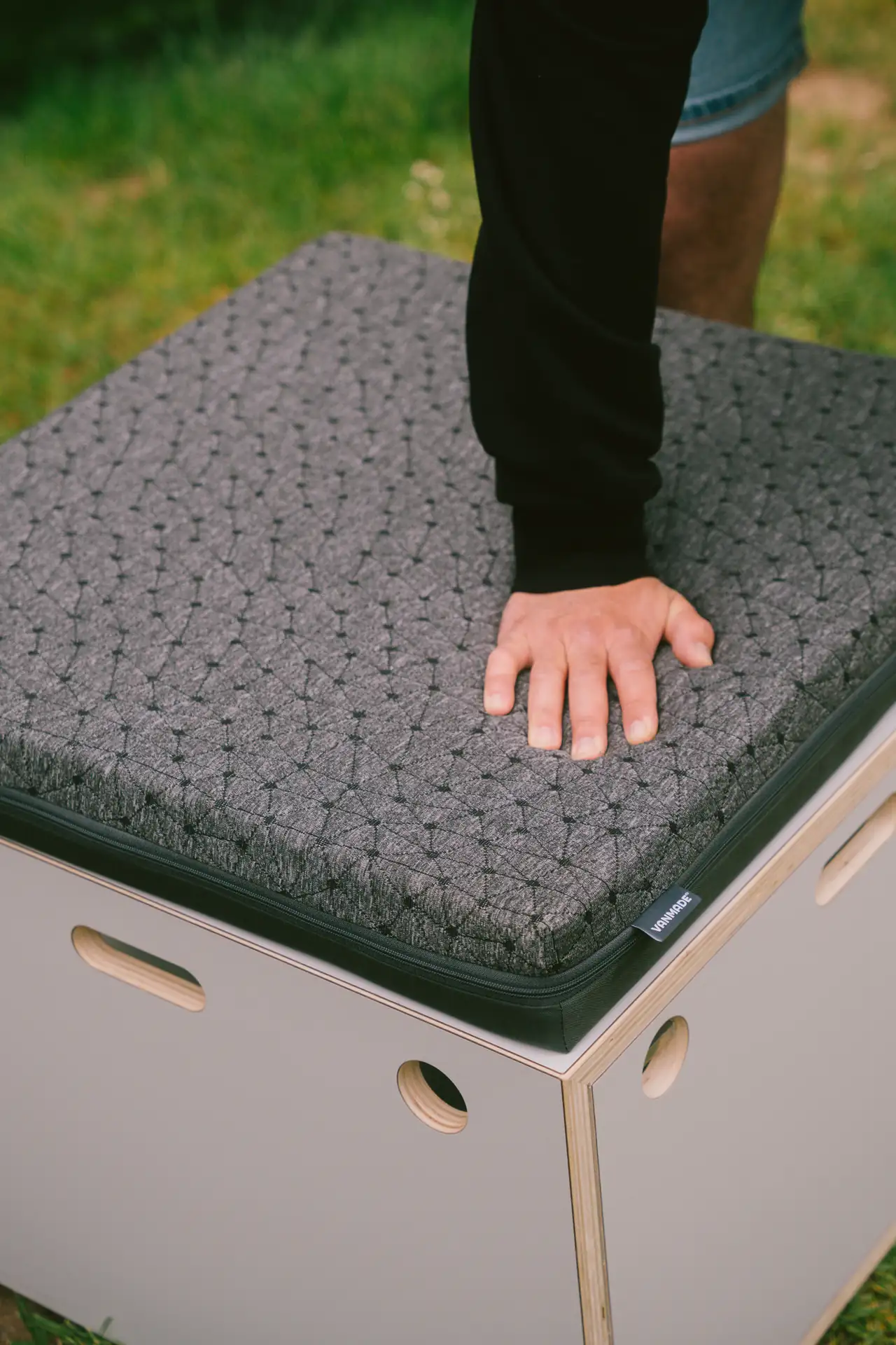 Vanmade Original Matratze Detail Cube